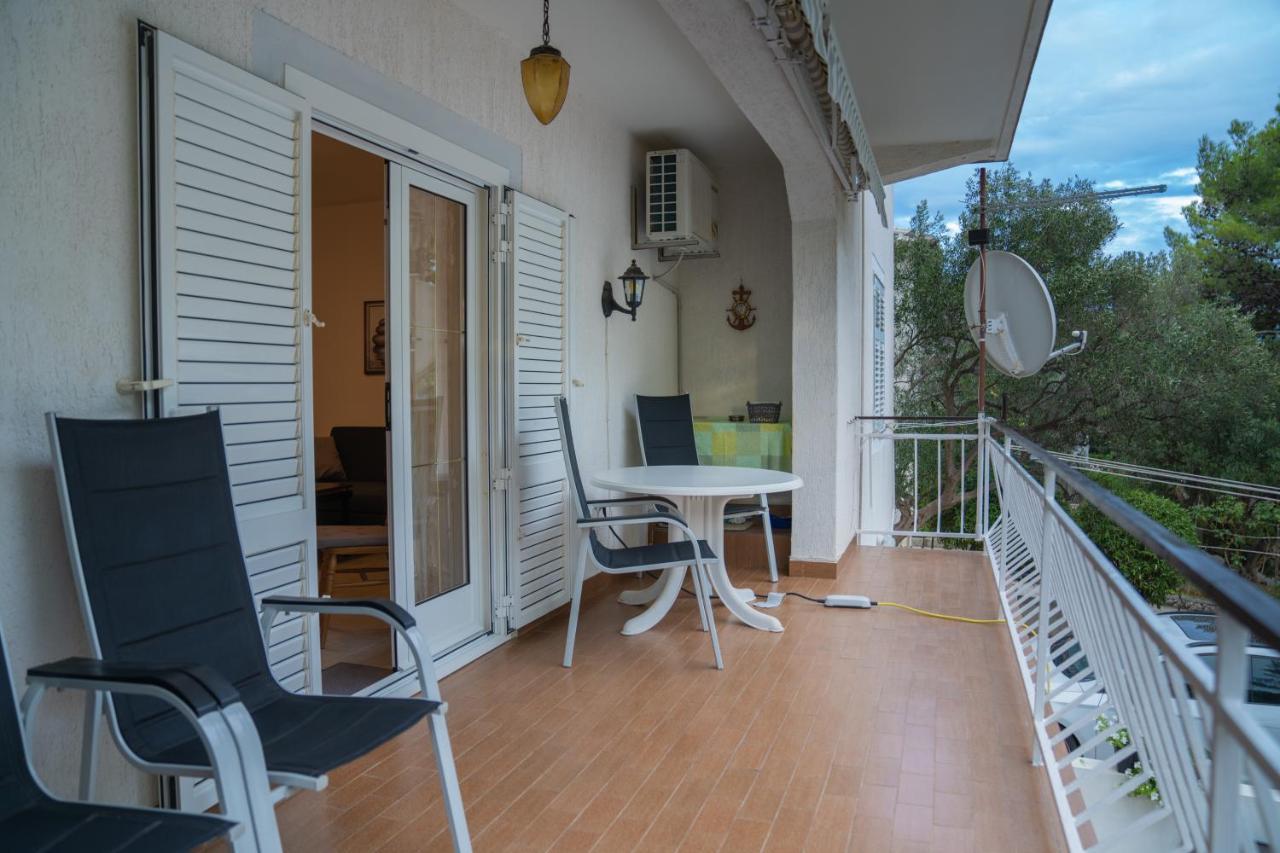 Sidus Maris, Spacious Seaside Apartment With Free Parking Martinscica  Ngoại thất bức ảnh