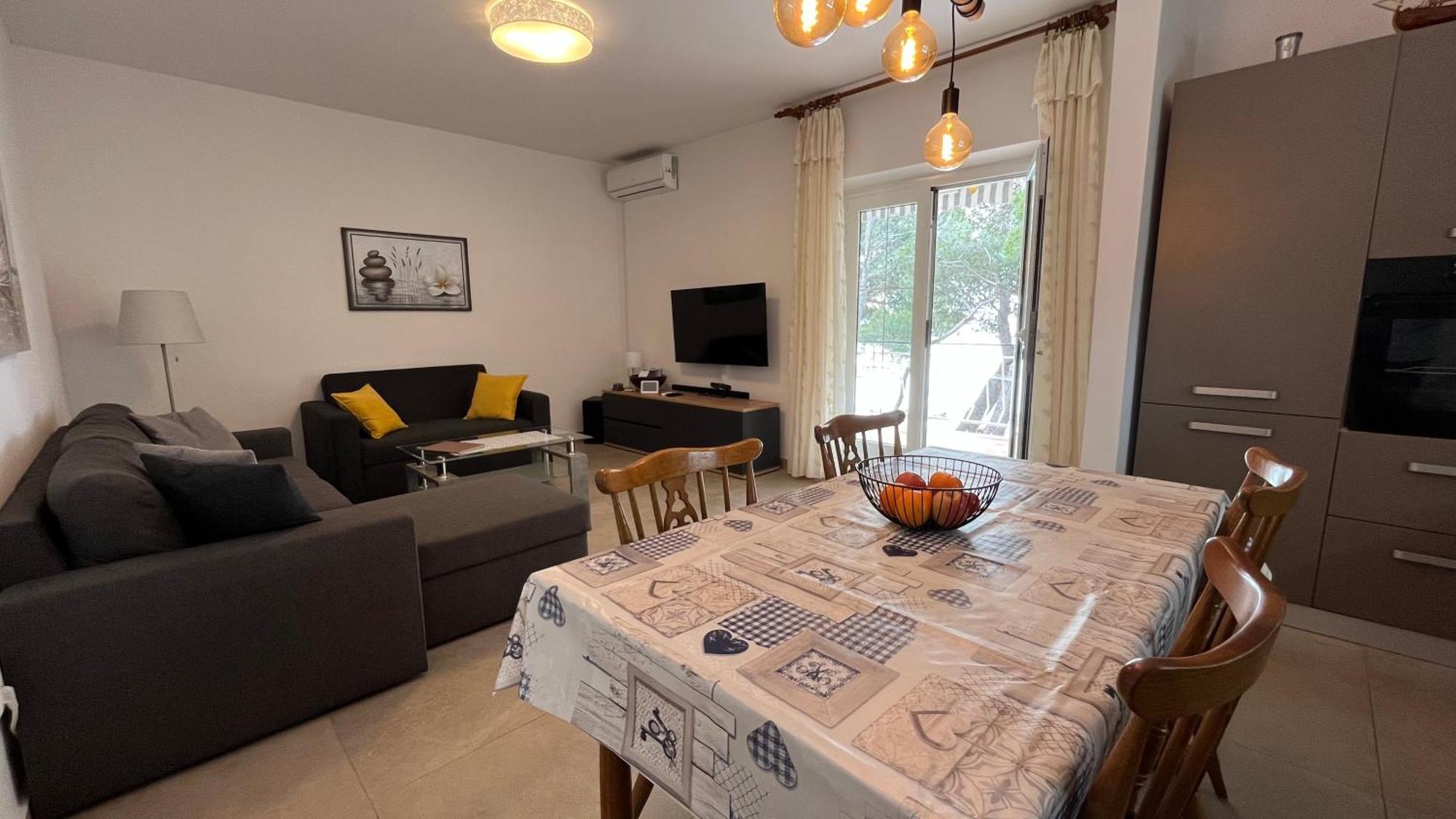 Sidus Maris, Spacious Seaside Apartment With Free Parking Martinscica  Ngoại thất bức ảnh